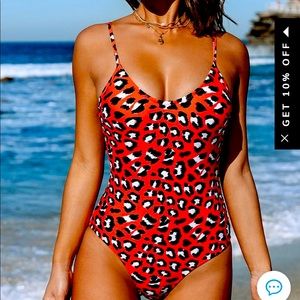 NWT! Cupshe red leopard print swimsuit XL